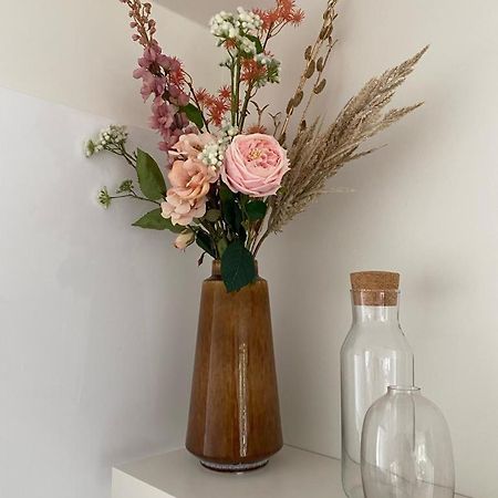 Recent En Lichtrijk Duplex-Appartement Te 温都尼 外观 照片