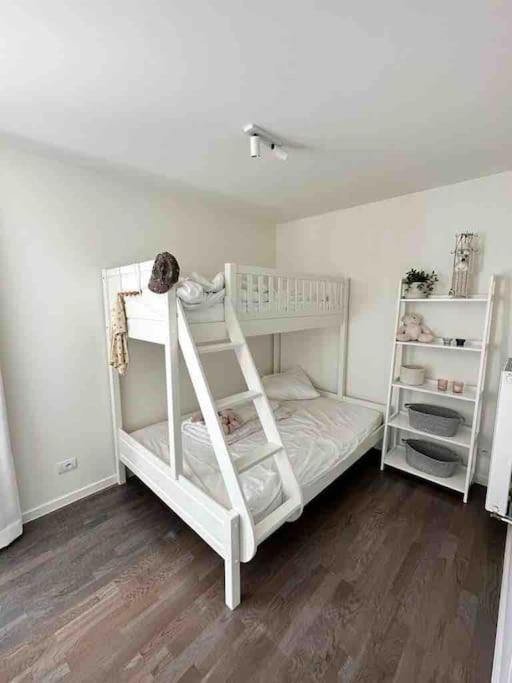 Recent En Lichtrijk Duplex-Appartement Te 温都尼 外观 照片